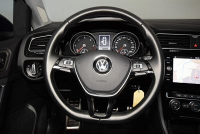 Gebraucht VW Golf VII Join 116 PS (85 kW) 2019 Blau metallic Kombi