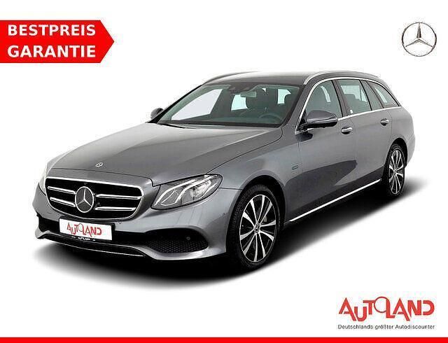 Grau Gebraucht 2020 Mercedes E300 Avantgarde Kombi | 33.490 € (Teuer) - Bild 1/4