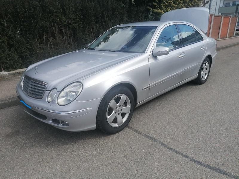 Gebraucht Mercedes E320 224 PS (164 kW) 2002 Silber Limousine