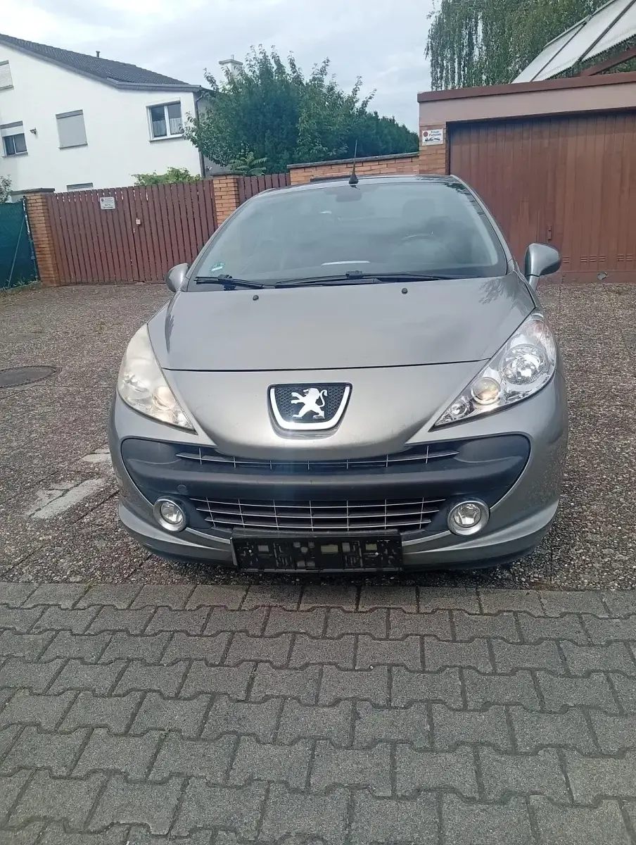Gebraucht Peugeot 207 CC 120 PS (88 kW) 2009 Cabrio
