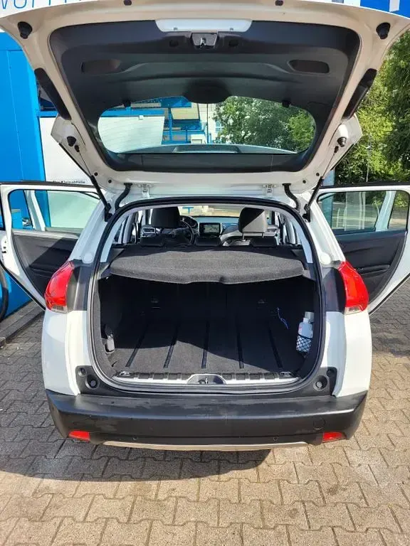 Gebraucht Peugeot 2008 Allure 110 PS (80 kW) 2015 Weiß SUV