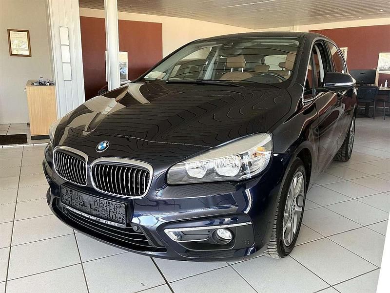 Gebraucht BMW 218 136 PS (100 kW) 2016 Imperialblau metallic Van / Kleinbus