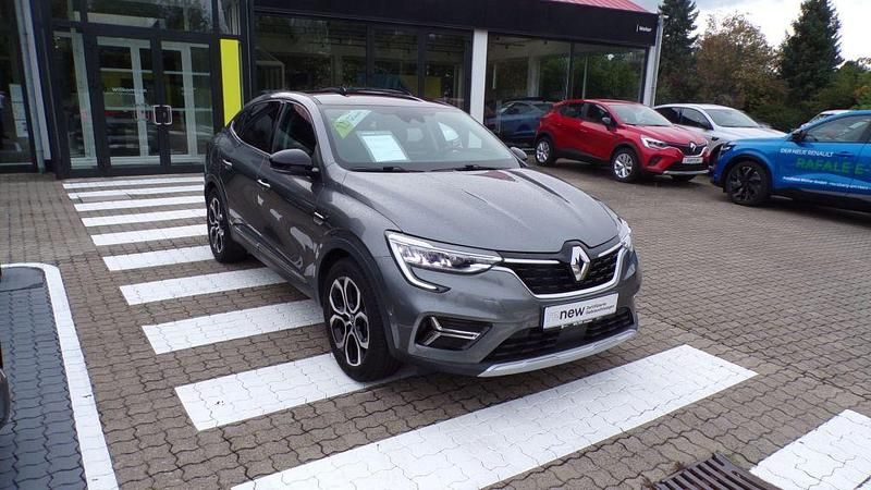 Gray m (metallic) Gebraucht 2021 Renault Arkana Intens SUV | 22.750 € (Fairer Preis) - Bild 1/4