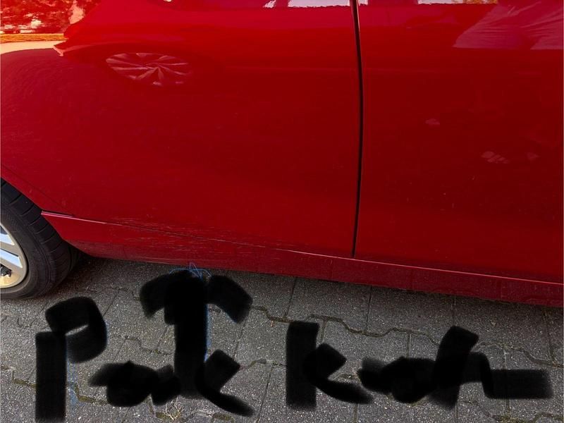 Gebraucht BMW 120 Advantage 184 PS (135 kW) 2019 Rot Kleinwagen