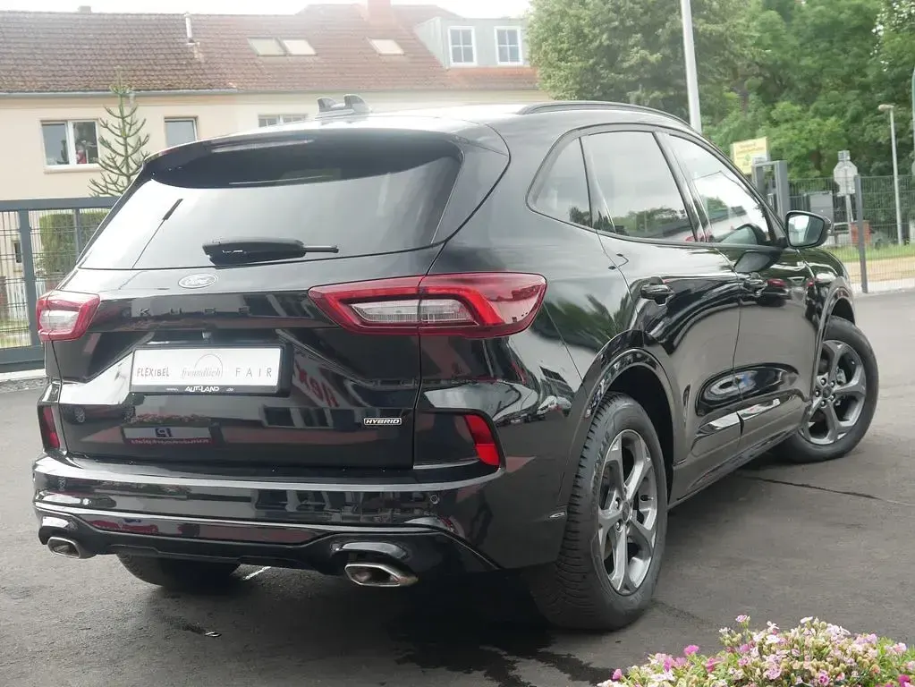 Gebraucht Ford Kuga ST-Line 184 PS (135 kW) 2025 Schwarz SUV