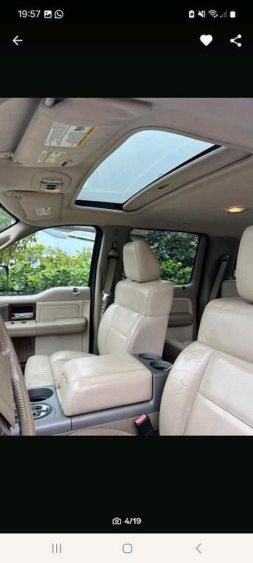 Second-hand Ford V8 301 CP (221 kW) 2004 Negru SUV