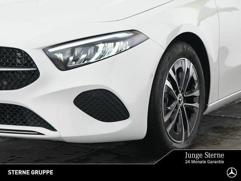 Gebraucht Mercedes A200 Progressive 163 PS (119 kW) 2024 Weiß Limousine