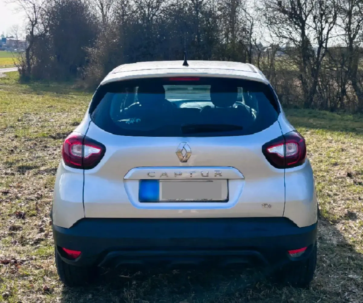 Occasion Renault Captur 90 ch (66 kW) 2017 Argent SUV