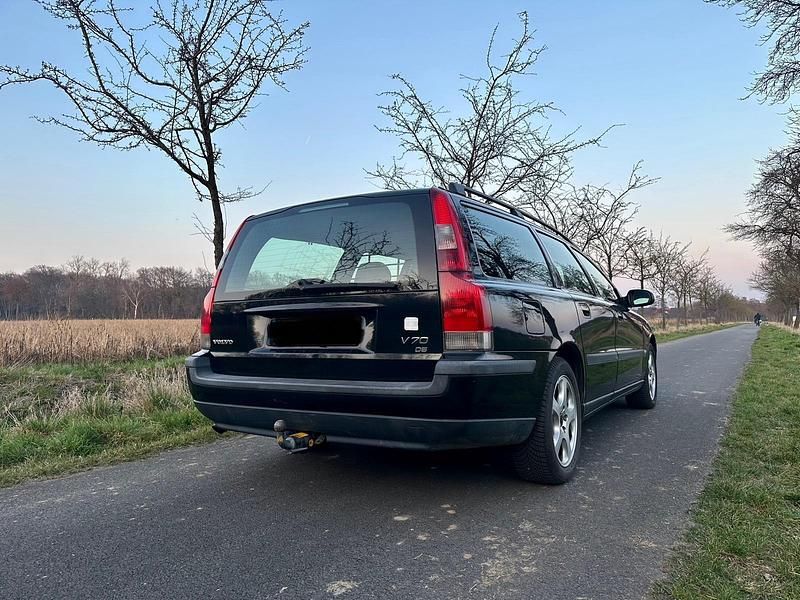 Gebraucht Volvo V70 130 PS (95 kW) 2002 Schwarz Kombi