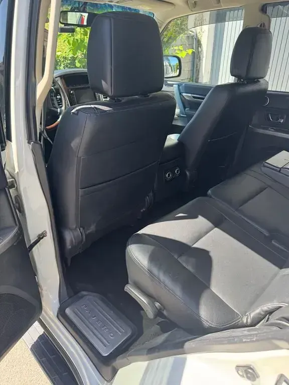 Gebraucht Mitsubishi Pajero 190 PS (139 kW) 2016 Weiß SUV