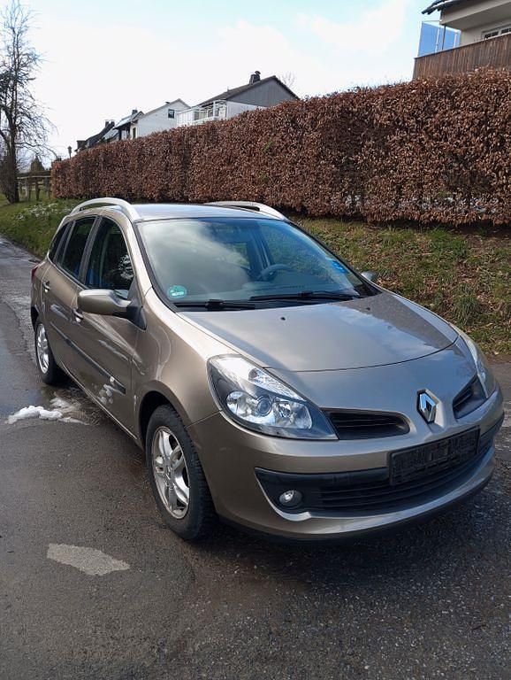 Gebraucht Renault Clio II 101 PS (74 kW) 2008 Limousine