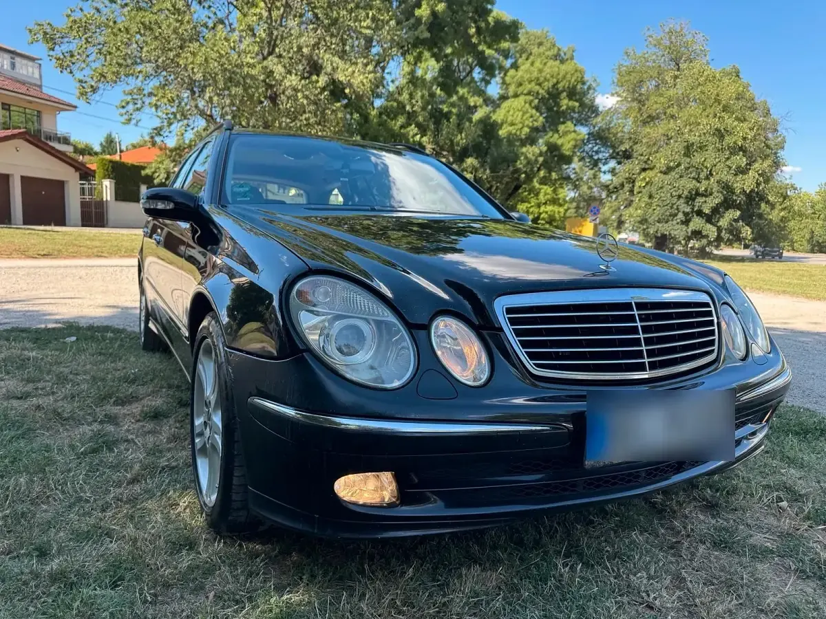 Gebraucht Mercedes E320 204 PS (150 kW) 2003 Schwarz Kombi