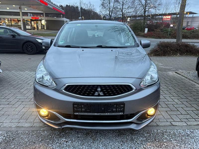 Gebraucht Mitsubishi Space Star Edition 71 PS (52 kW) 2017 Grau Limousine