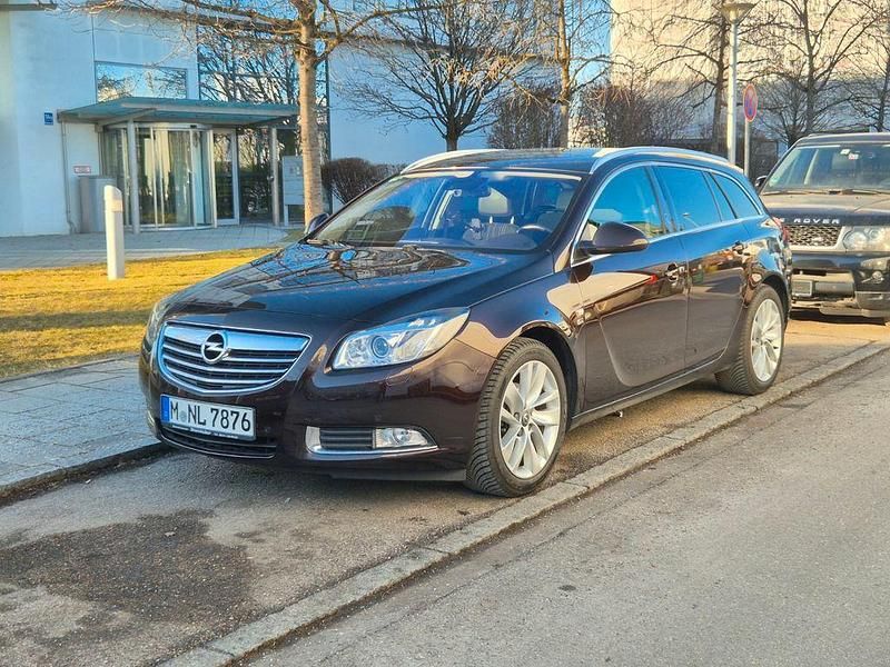 Braun Gebraucht 2013 Opel Insignia Kombi | 8.200 € (Fairer Preis) - Bild 1/4