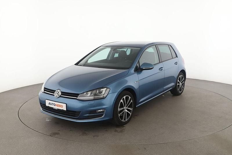 Blau Gebraucht 2015 VW Golf VII LOUNGE Limousine | 12.400 € (Fairer Preis) - Bild 1/3