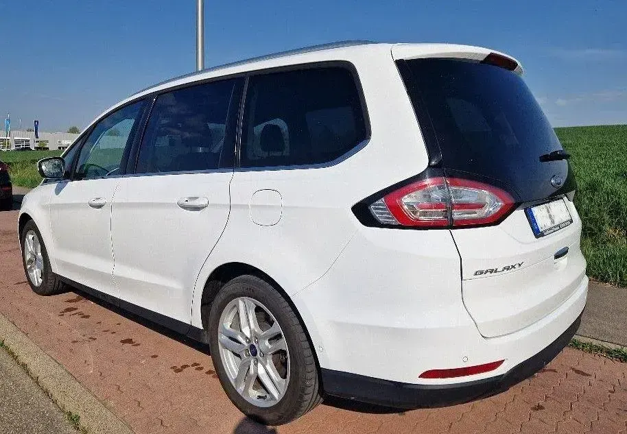 Gebraucht Ford Galaxy Titanium 209 PS (153 kW) 2017 Weiß Van / Kleinbus