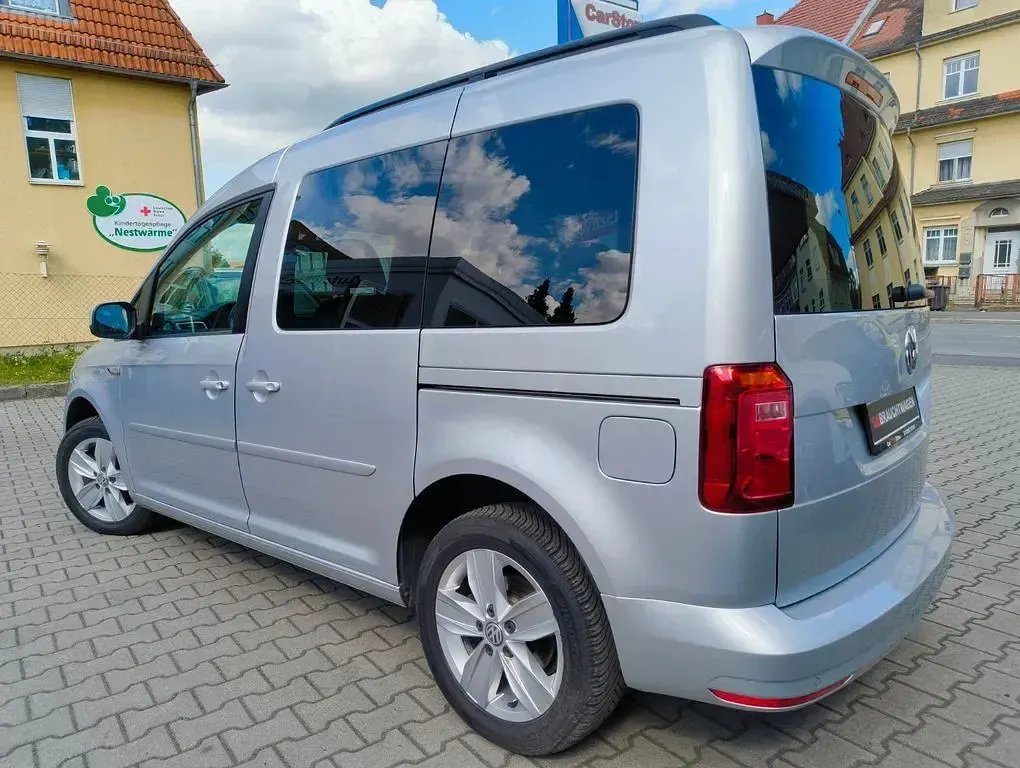 Gebraucht VW Caddy 150 PS (110 kW) 2016 Silber Van / Kleinbus