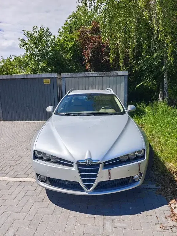 Gebraucht Alfa Romeo 159 Distinctive 260 PS (191 kW) 2007 Silber Limousine