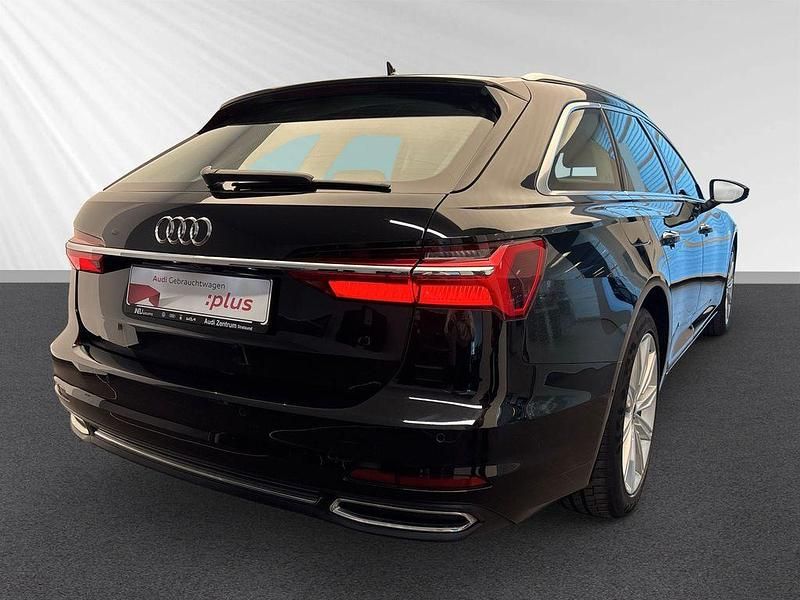 Gebraucht Audi A6 Ambiente 204 PS (150 kW) 2021 Mythosschwarz metallic Kombi