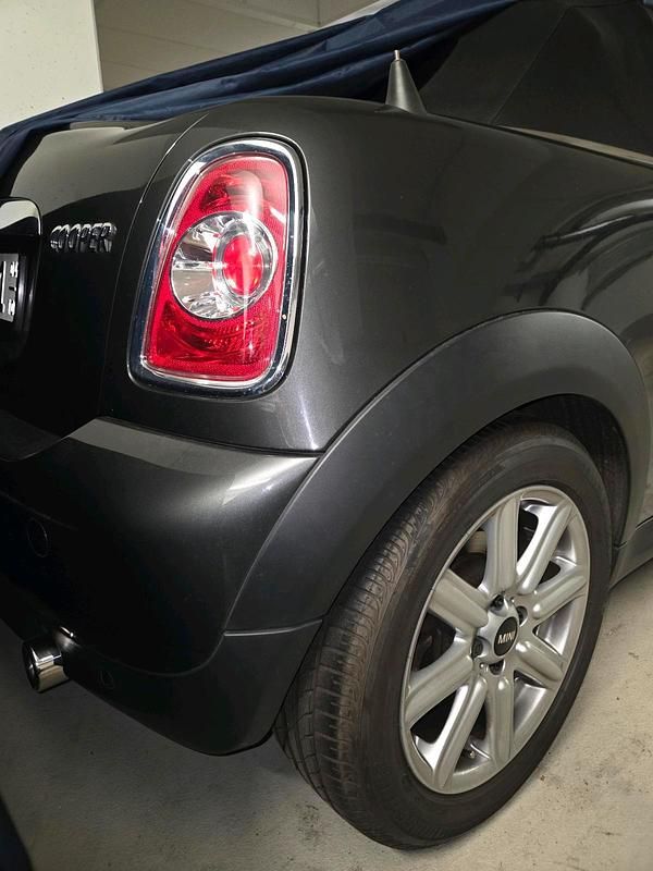 Gebraucht Mini Cooper Cabriolet 122 PS (89 kW) 2012 Grau Cabrio