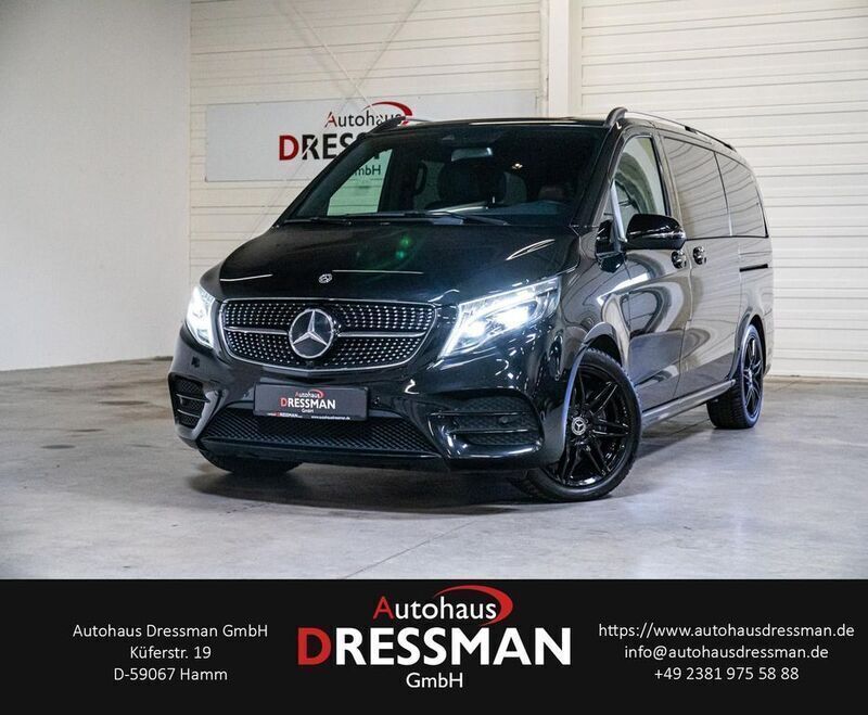 Obsidianschwarz metallic Gebraucht 2020 Mercedes V250 AMG Van / Kleinbus | 48.470 € (Fairer Preis) - Bild 1/4