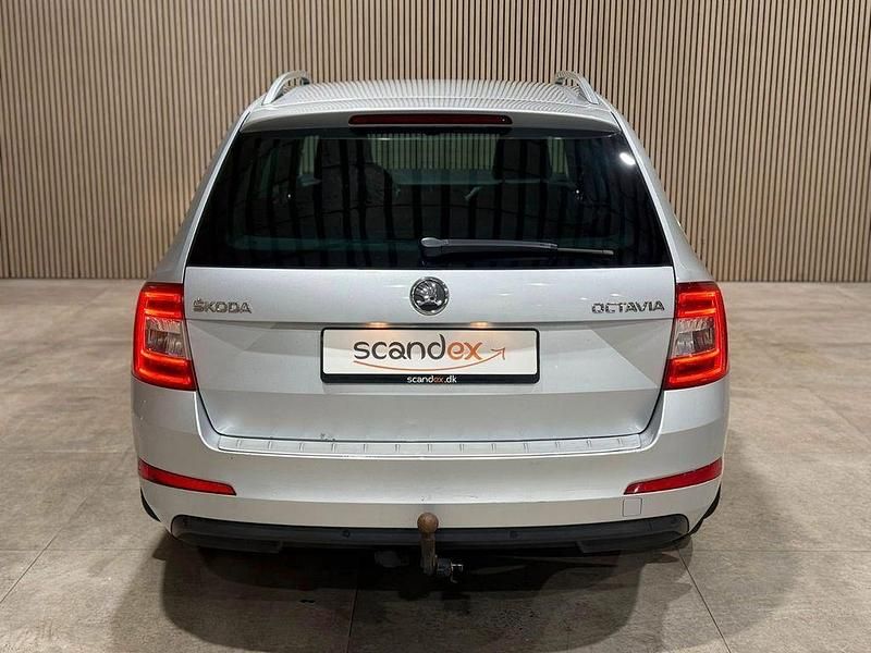 Gebraucht Skoda Octavia 140 PS (102 kW) 2014 Silber Limousine