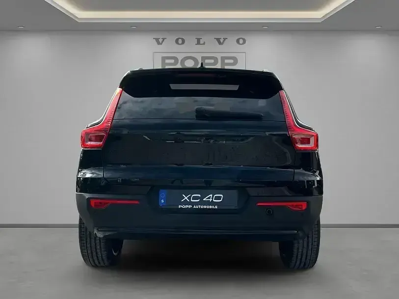 Gebraucht Volvo XC40 Plus 197 PS (144 kW) 2026 Onyx black SUV