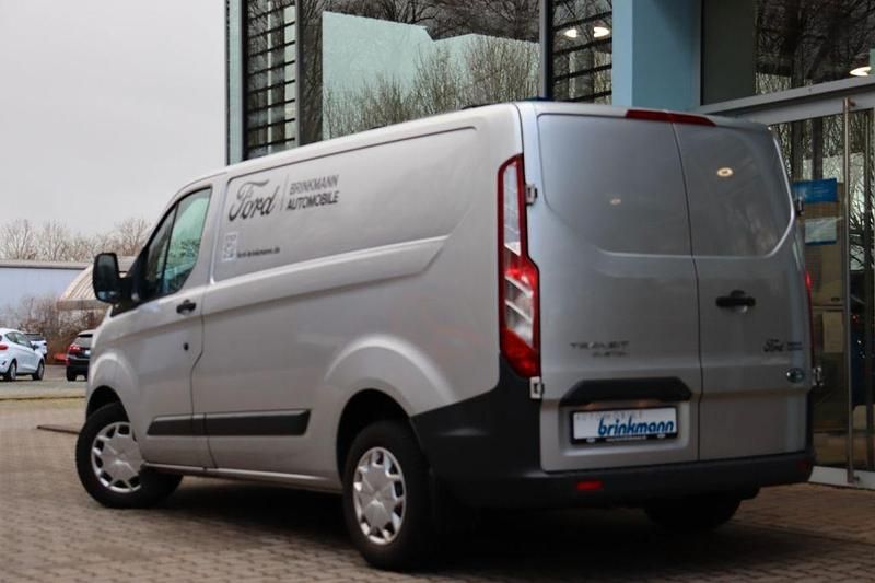 Second-hand Ford Transit Custom Trend+ 105 CP (77 kW) 2017 Argintiu Pickup