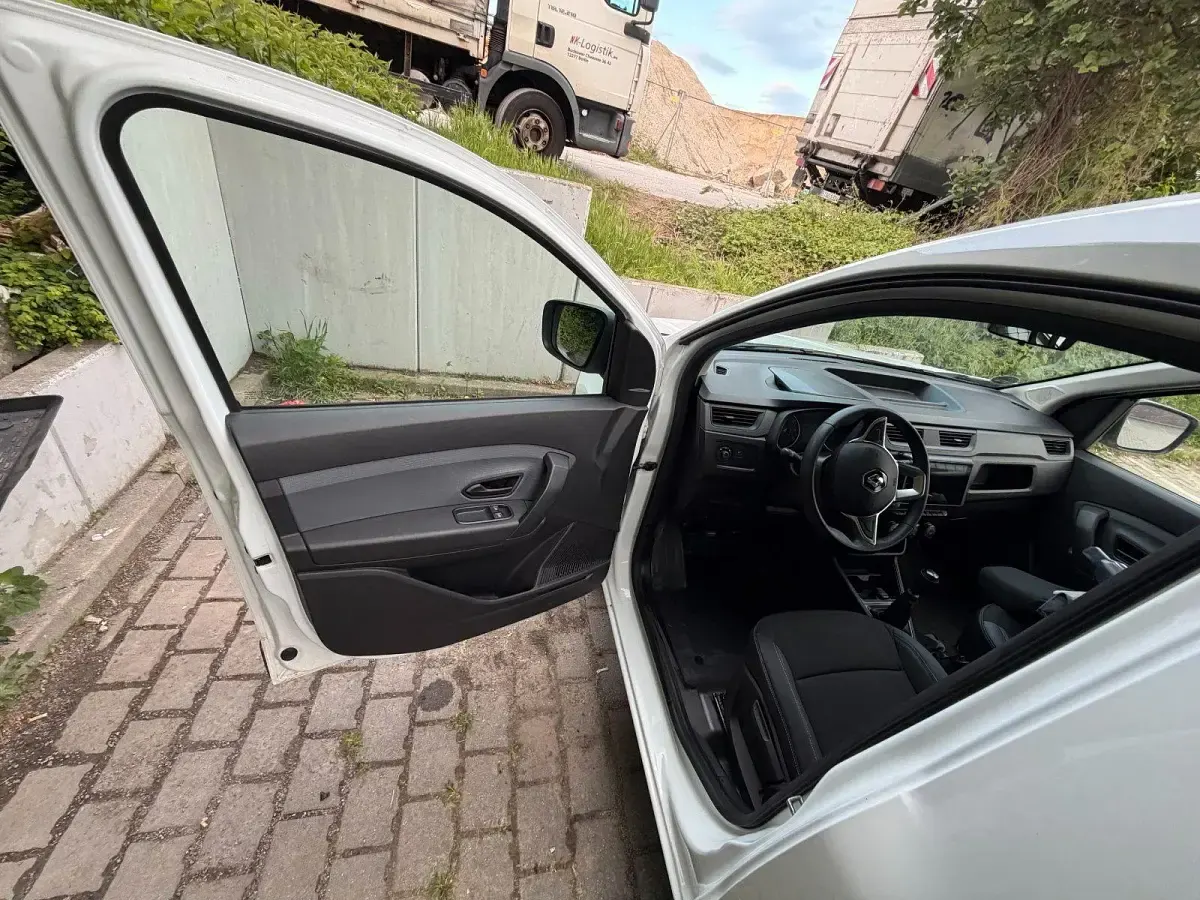 Occasion Renault Express 75 ch (55 kW) 2024 Blanc Monospace