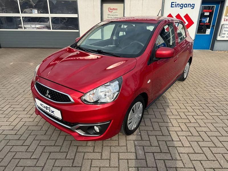 Second-hand Mitsubishi Space Star Active 71 CP (52 kW) 2020 Roșu Hatchback