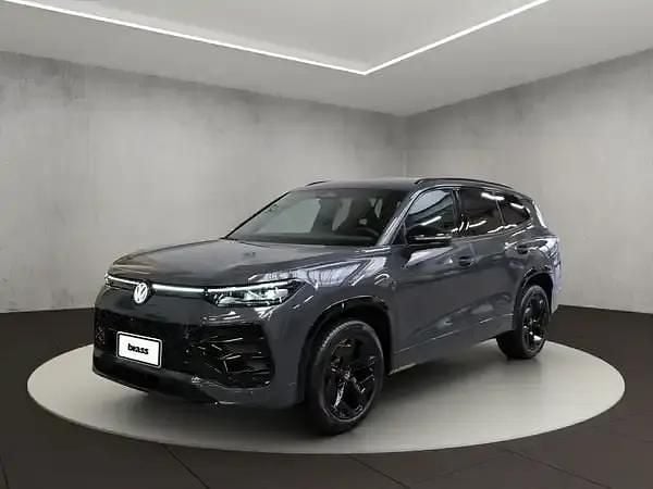 Neu VW Tayron 193 PS (141 kW) 2026 Delfingrau metallic SUV