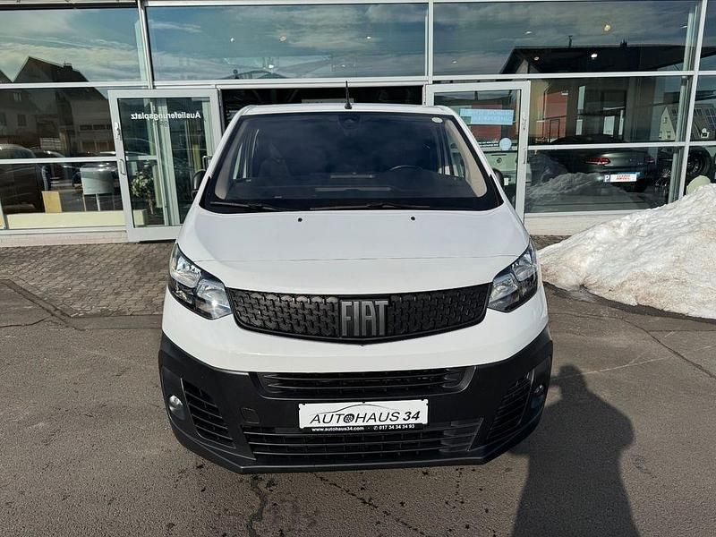 Gebraucht Fiat Scudo 120 PS (88 kW) 2022 Weiß Van