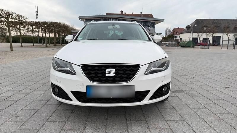 Gebraucht Seat Exeo Style 143 PS (105 kW) 2012 Weiß Kombi