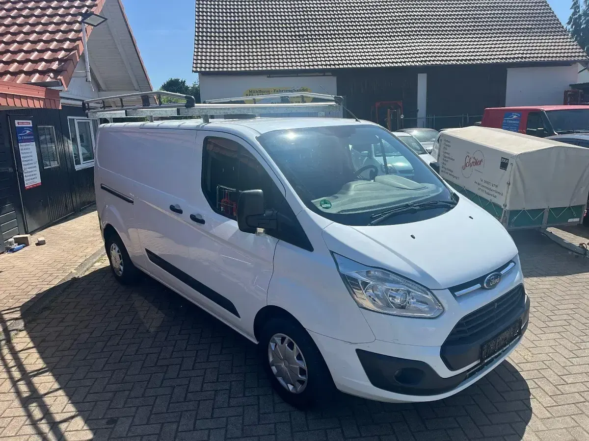Gebraucht Ford Transit Custom 140 PS (102 kW) 2016 Weiß Van