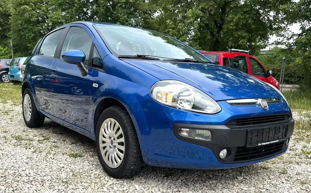 Gebraucht Fiat Punto Evo Dynamic 77 PS (56 kW) 2010 Blu bugatti/temerario/italia Kleinwagen
