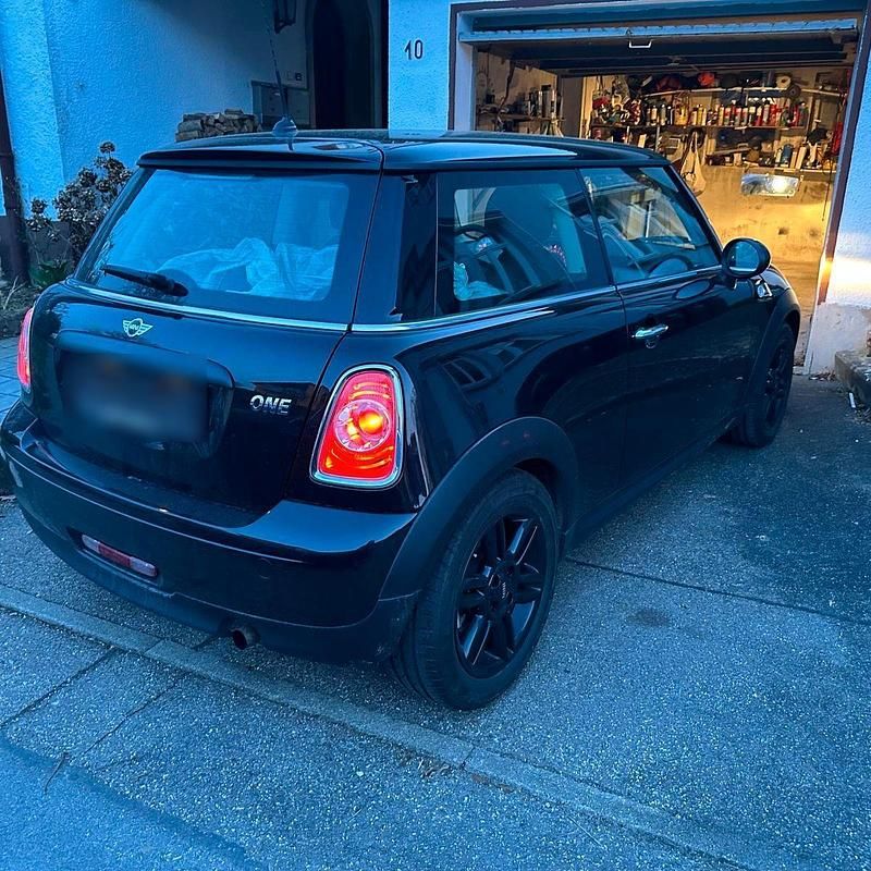 Gebraucht Mini ONE Brick Lane 75 PS (55 kW) 2014 Schwarz Kleinwagen