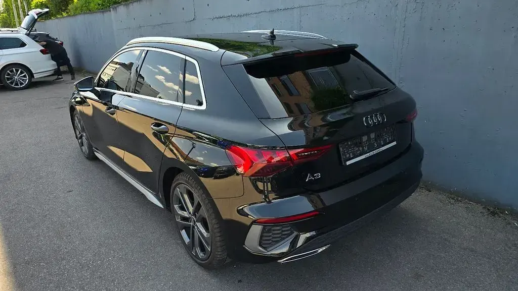 Gebraucht Audi A3 S-Line 150 PS (110 kW) 2022 Schwarz Limousine