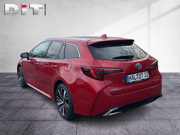 Gebraucht Toyota Corolla 178 PS (130 kW) 2025 Emotional red metallic