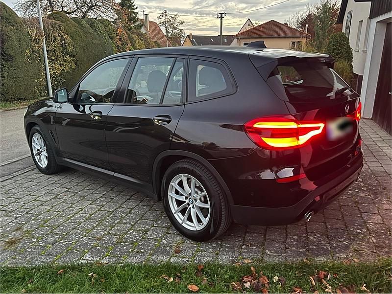Second-hand BMW X3 190 CP (139 kW) 2019 Negru SUV