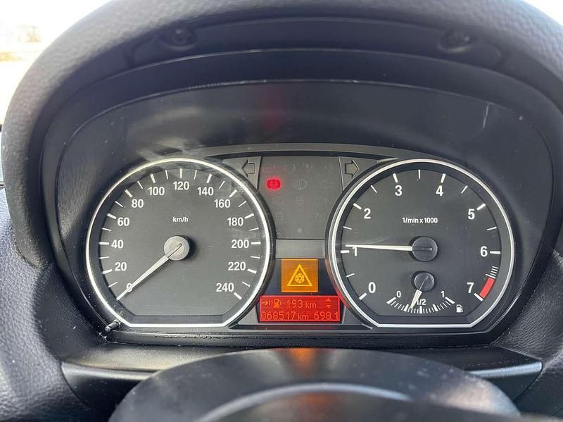 Gebraucht BMW 116 122 PS (89 kW) 2012 Weiß Kleinwagen