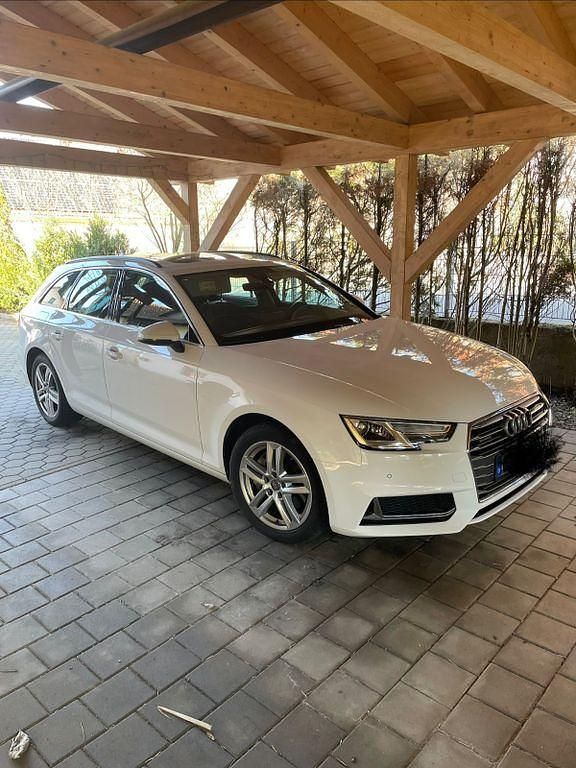Gebraucht Audi A4 Design 190 PS (139 kW) 2019 Weiß Kombi