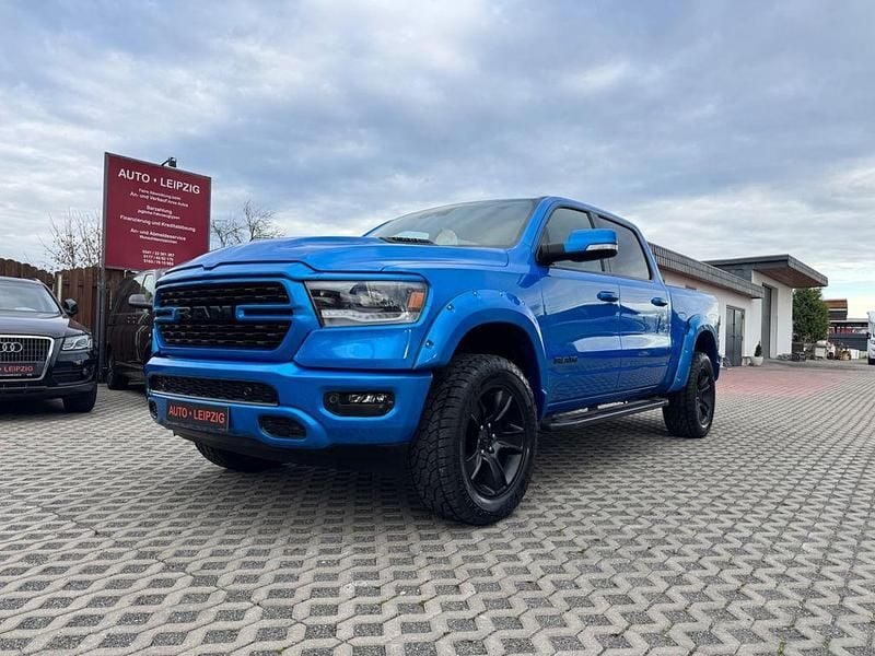 Blau Gebraucht 2022 Dodge Ram Abholung | 49.990 € (Teuer) - Bild 1/4