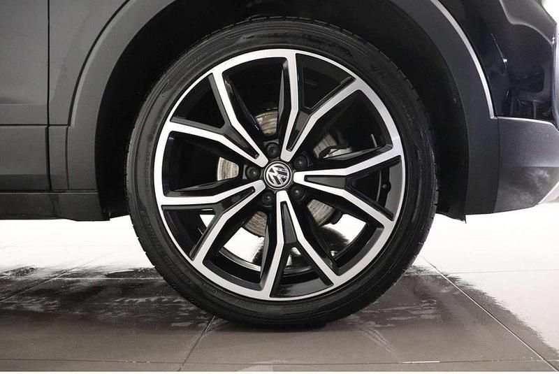 Gebraucht VW T-Cross Active 110 PS (80 kW) 2021 Schwarz SUV