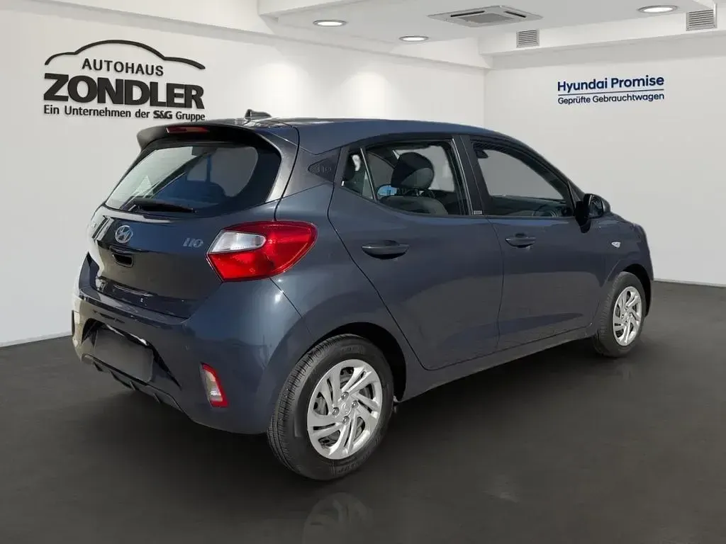 Gebraucht Hyundai i10 Select 67 PS (49 kW) 2021 Met (grau Kleinwagen
