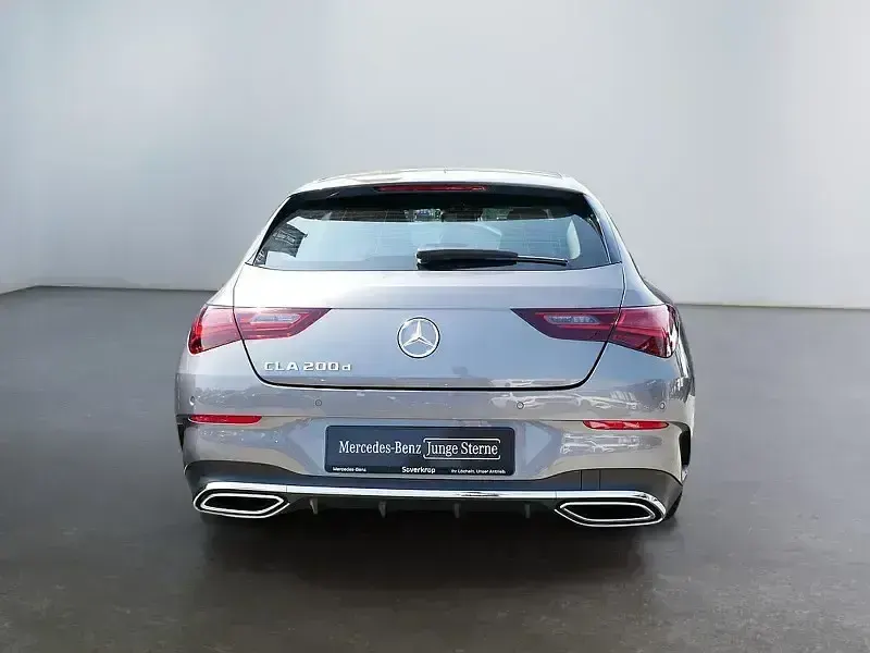 Gebraucht Mercedes CLA200 AMG 150 PS (110 kW) 2025 Grau Limousine