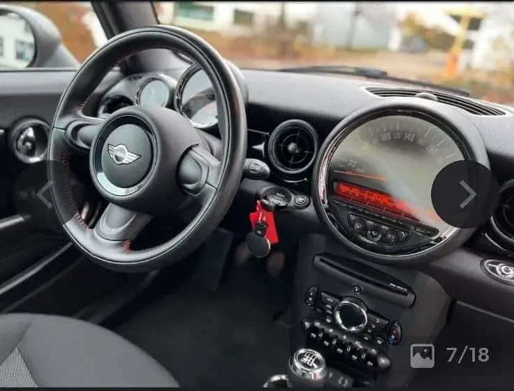 Gebraucht Mini One Cabriolet 98 PS (72 kW) 2016 Rot Cabrio