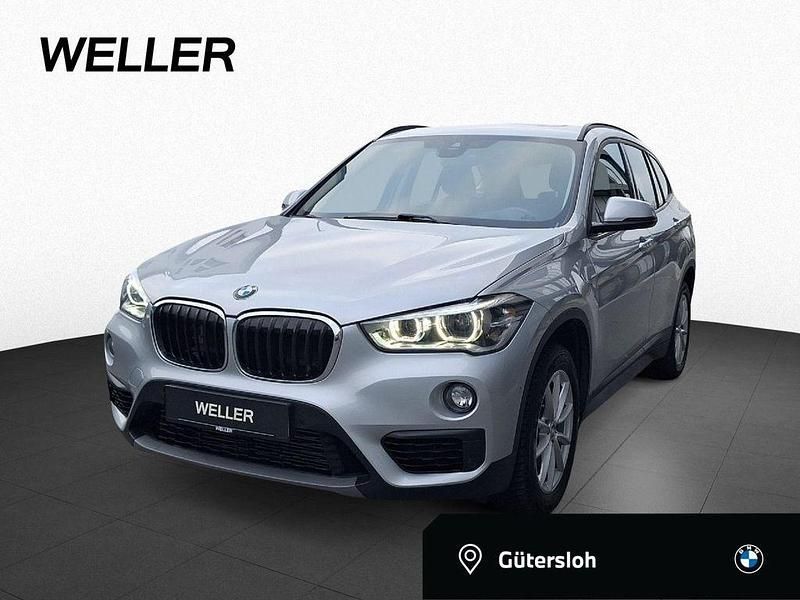 Gebraucht BMW X1 Advantage 231 PS (169 kW) 2017 Glaciersilber (silber) SUV