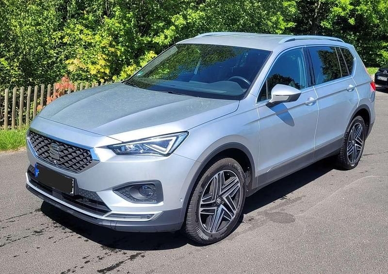 Silber Gebraucht 2019 Seat Tarraco XCELLENCE SUV | 25.500 € (Fairer Preis) - Bild 1/4