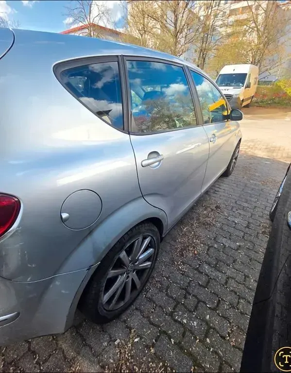 Gebraucht Seat Altea Stylance 105 PS (77 kW) 2005 Silber Van / Kleinbus