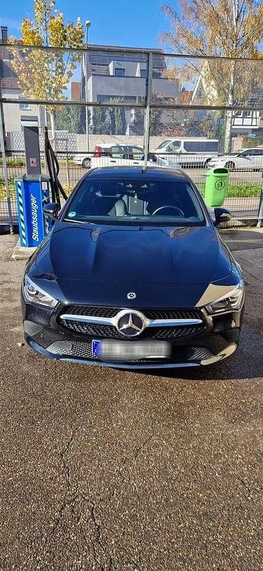 Schwarz Gebraucht 2022 Mercedes CLA180 Edition Limousine | 28.000 € (Superpreis) - Bild 1/4